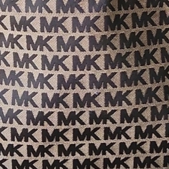 Michael Kors Black Jaquard Signature Canvas with Leather Straps Abbey Backpack - Picture 2 of 16